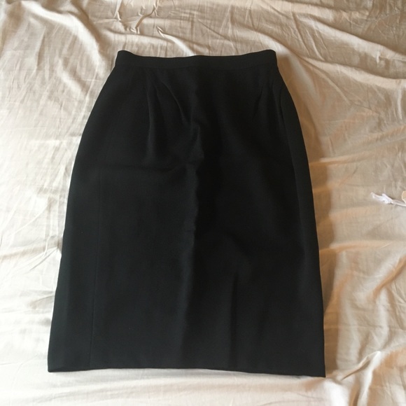 Very good condition black wool pencil! ✨💕 - Picture 1 of 6